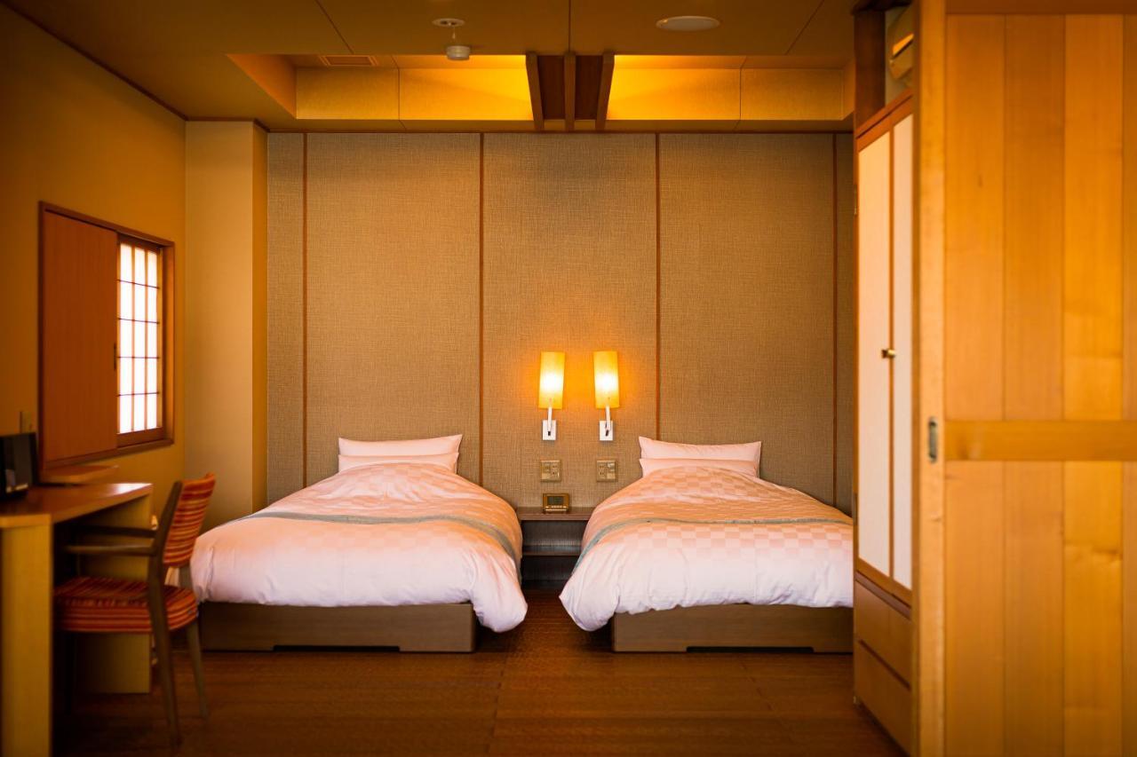 Migiwaya Hotel Яйдзу Екстериор снимка